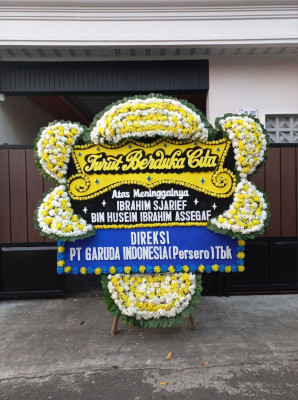 Papan Bunga Duka di Koto Tengah