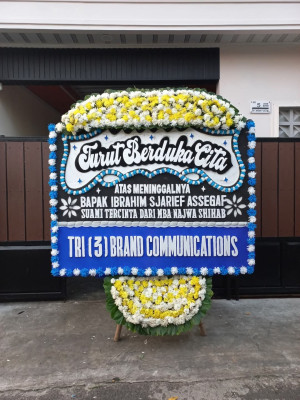 Papan Bunga Duka di Koto Tengah